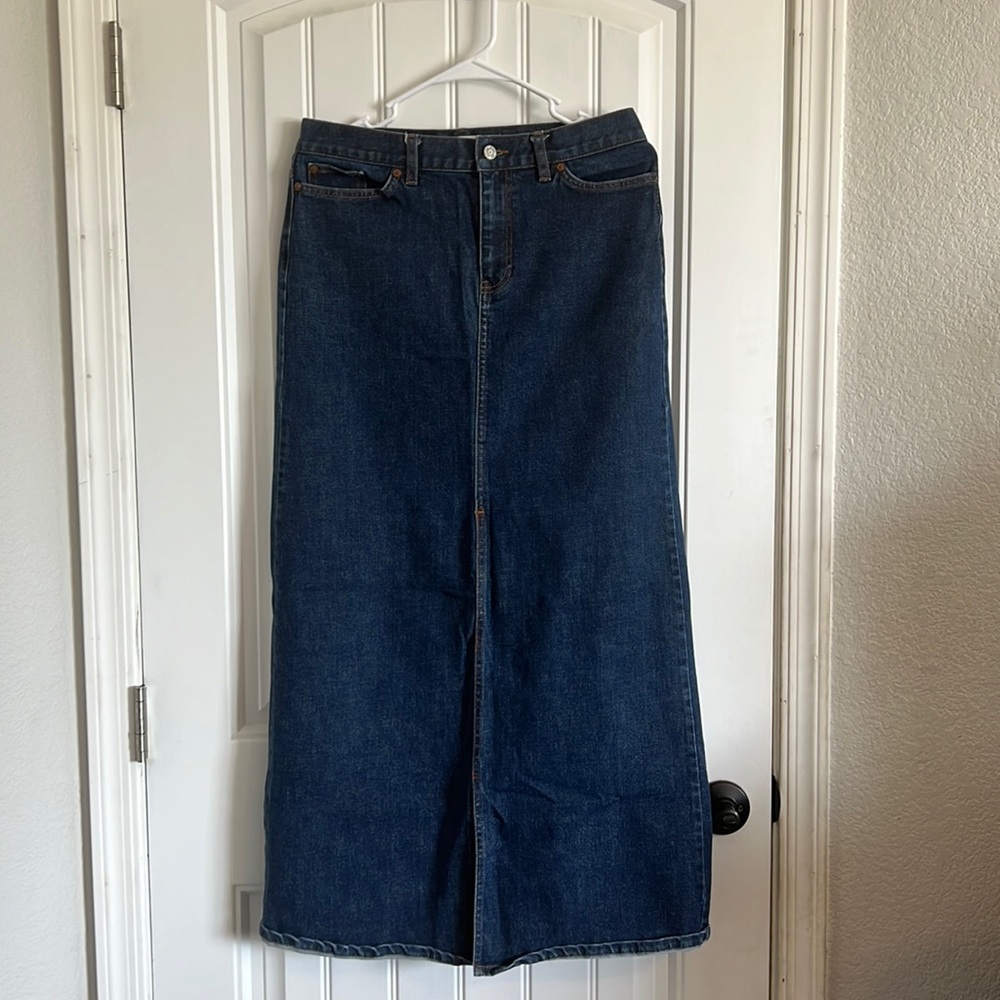 Gap long denim skirt